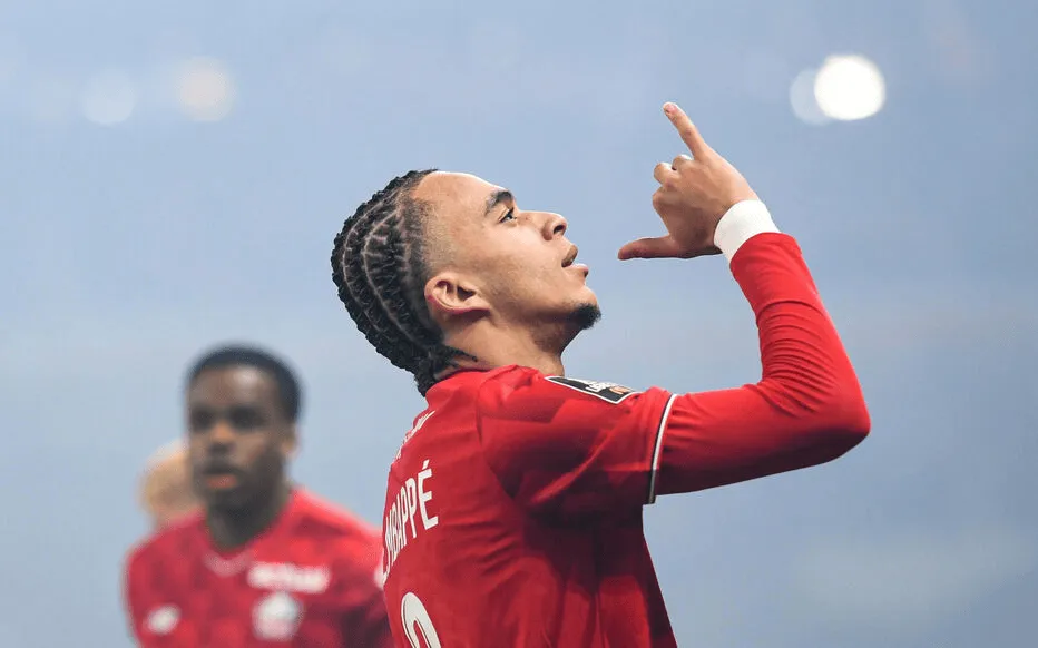 “流言板]继卢卡-齐达西班牙足球甲级联赛内