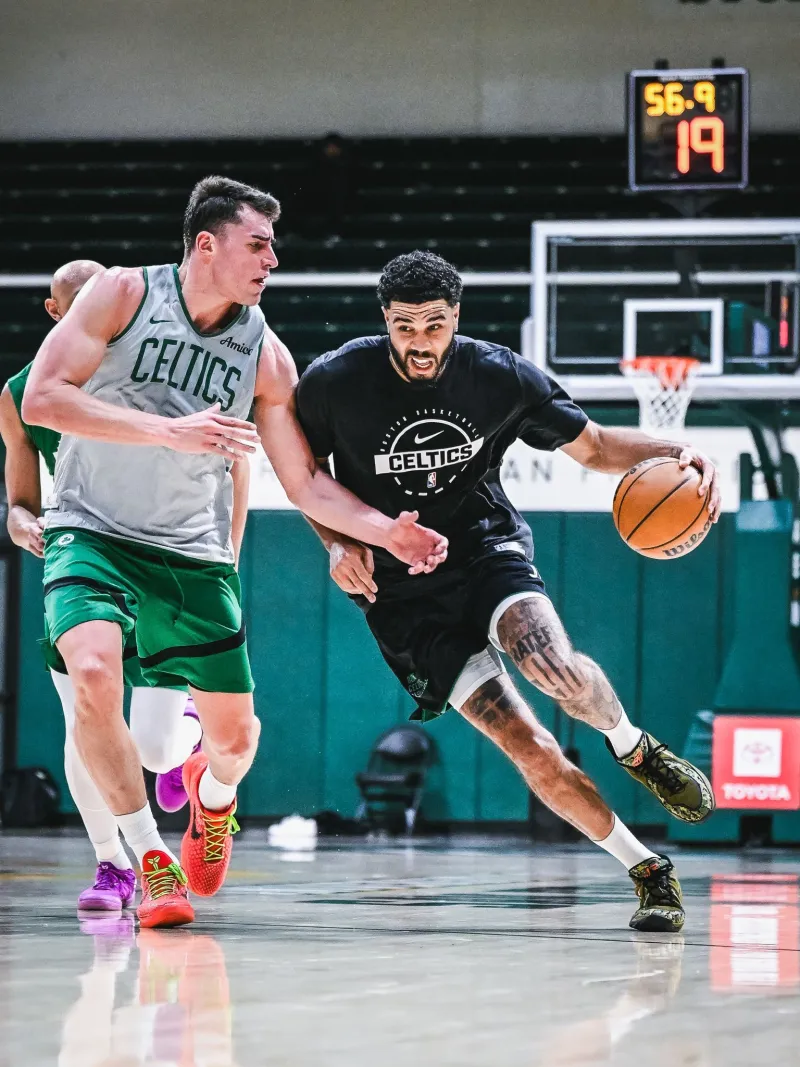 黑龍江綏化中院：巾幗“她力量”  審監(jiān)一線挑大梁