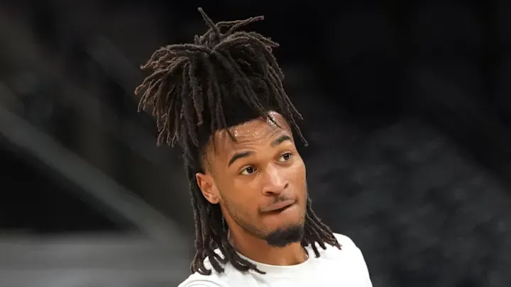 失良機后丟球！申花禁區內解圍不干凈，馬特烏斯破門申花0