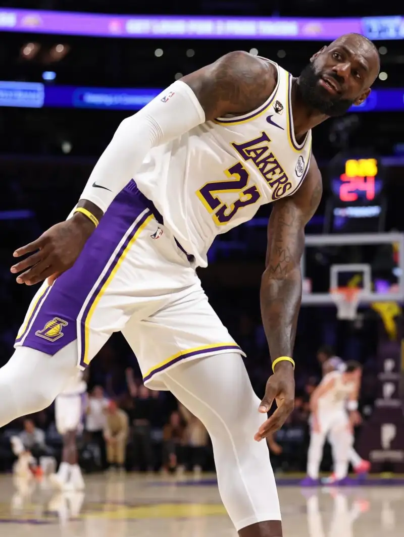 電訊報：前紐卡老板預計24小時內將對收購謝周三提出新報價