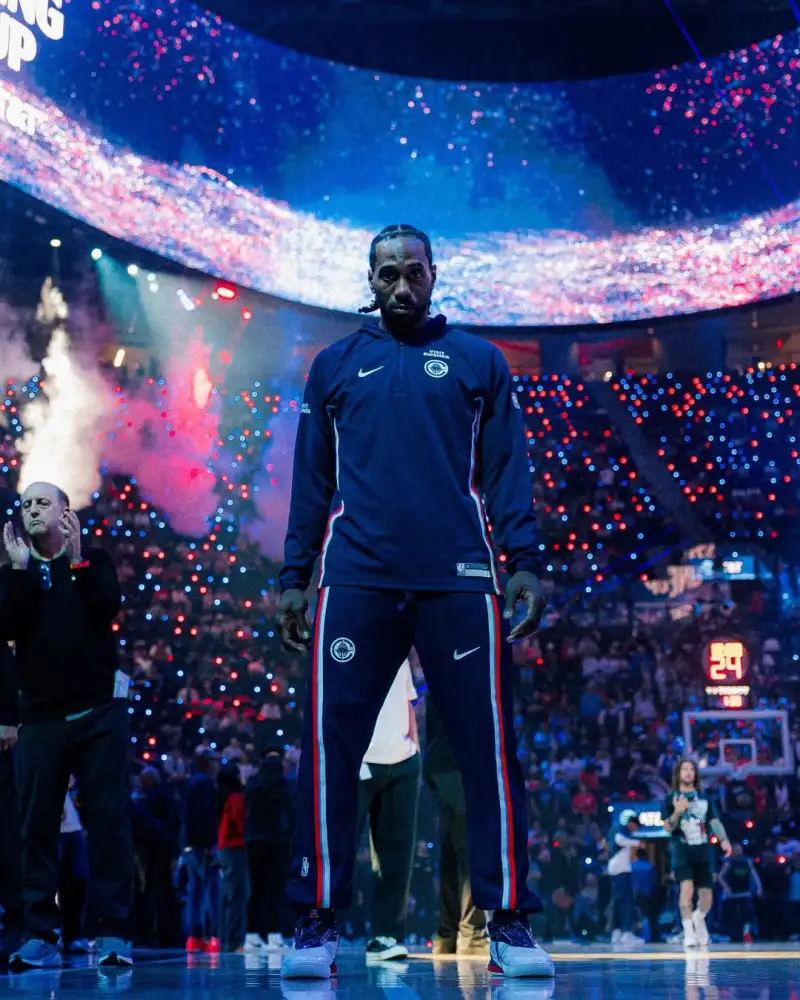 獵鷹的這幾個b,有一個算一個都是沒紀律的,就算換了左尼可跟k3有啥用呢? 獵鷹的這幾個b,有一個算一個都是沒紀律的,就算換了左尼可跟k3有啥用呢?