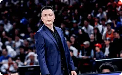 卢伟：球队十多天没打正规比赛，从命中率来看状态还在调整