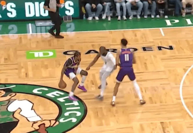 TA：庫盧塞夫斯基接受膝關節(jié)鏡手術，不再為自己設定具體復出時間