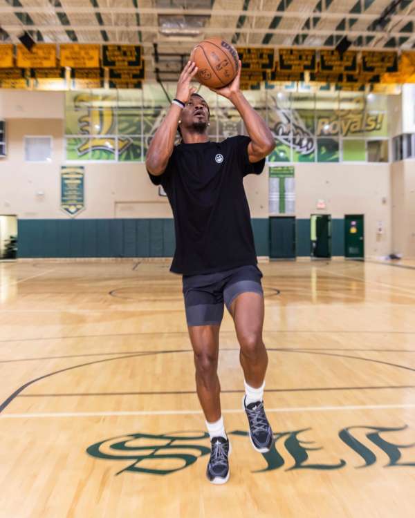 流言板巴特勒晒训练照生命中的又一天