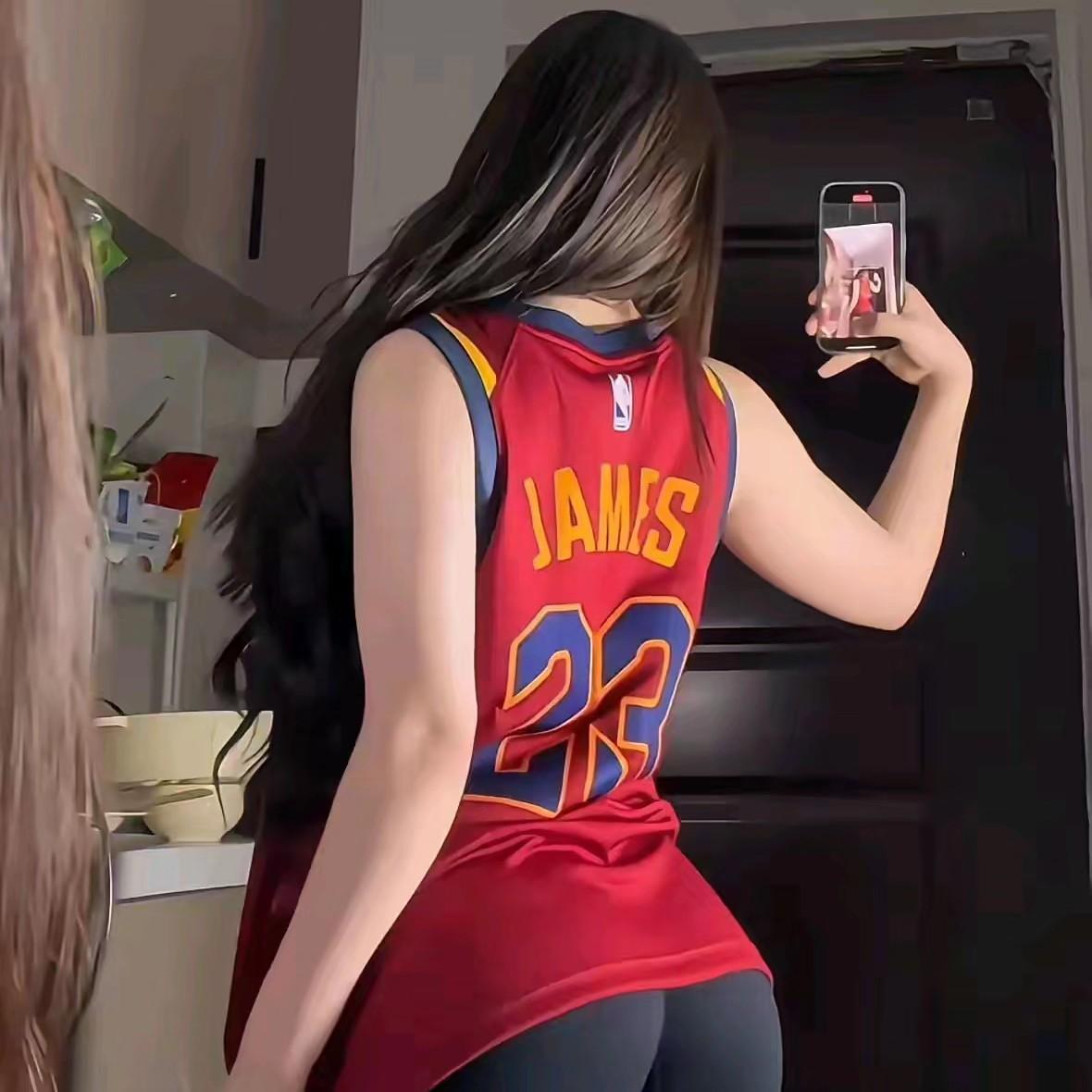 雨燕直播- NBA直播- 足球直播- 世界杯直播 LIVE战犯刷屏虎扑评分如何统治体育圈话语权？