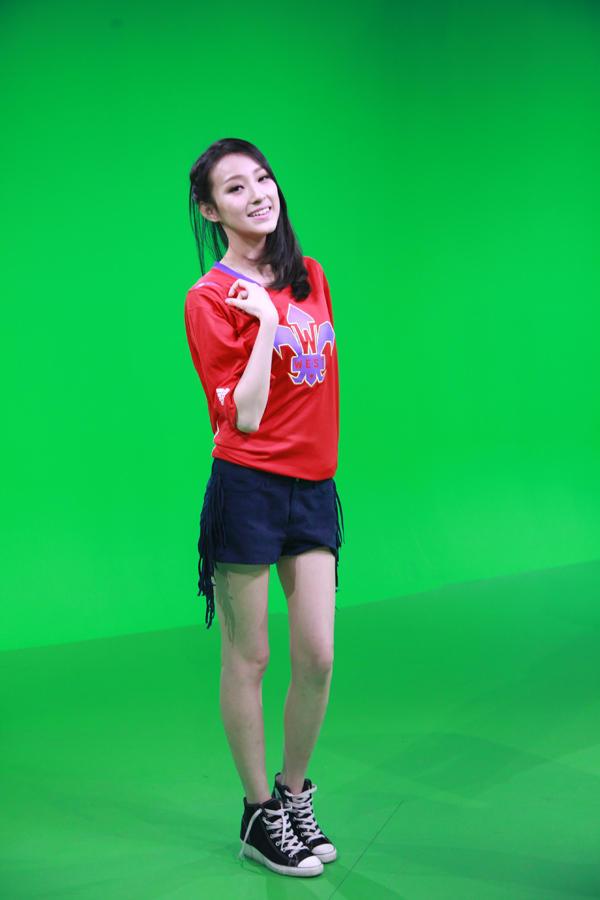 【纱布随风】腾讯nba美女主播凡凡身穿2014全明星队服