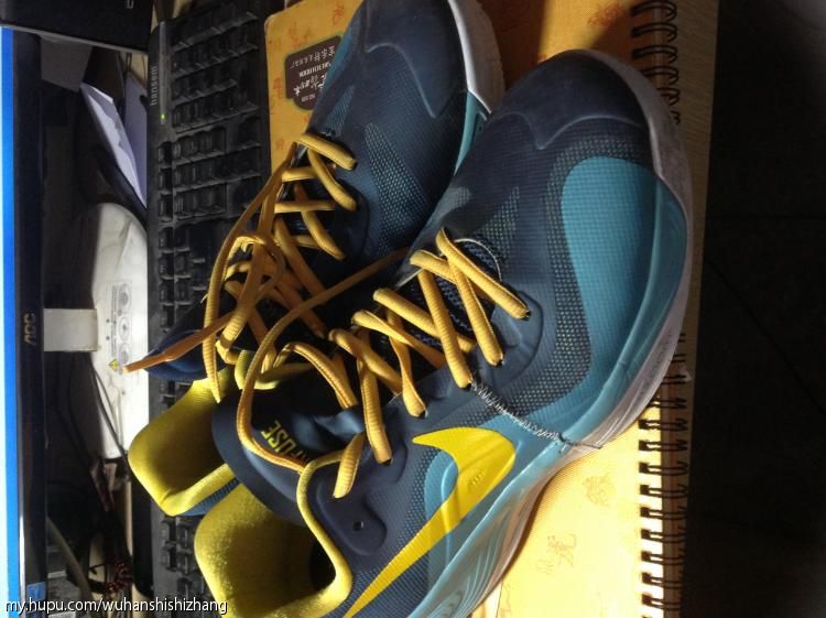 打口鞋,hyperfuse 2012 low 就实战过一次塑胶.41入.